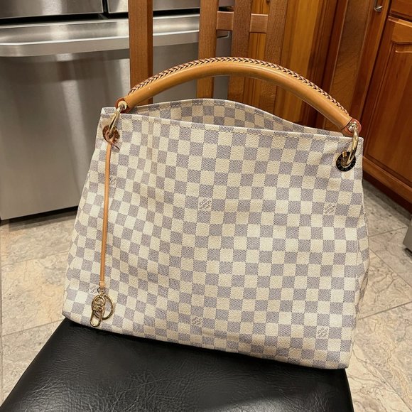 Louis Vuitton Handbags - Used Louis Vuitton Handbag for sale